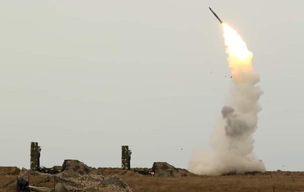 Вдень окупанти атакували Україну ракетами, а на фронті завдали 24 авіаційних ударів, – Генштаб