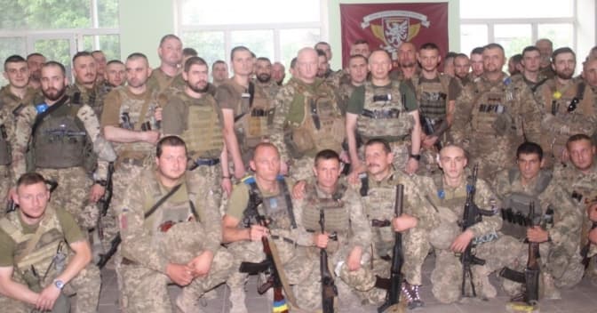 Львівських десантників нагородили за мужність і героїзм під час виконання завдань на фронті