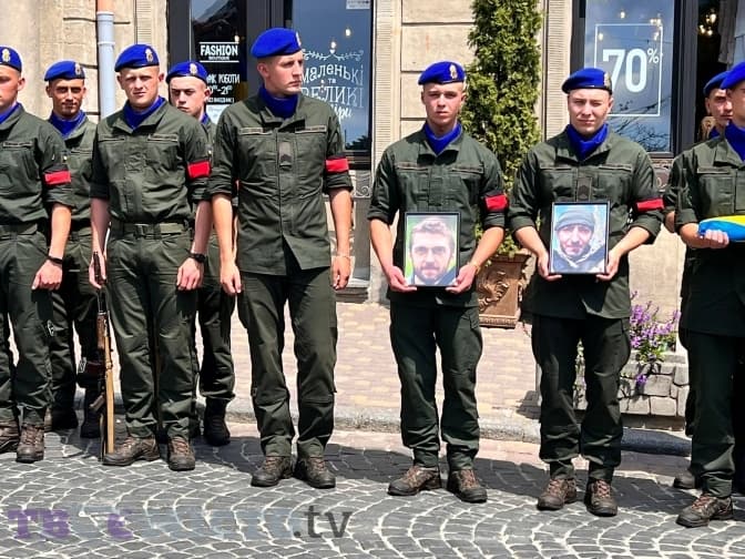 У Львові попрощалися із загиблими Героями Олегом Воробйовим та Андрієм Банахом