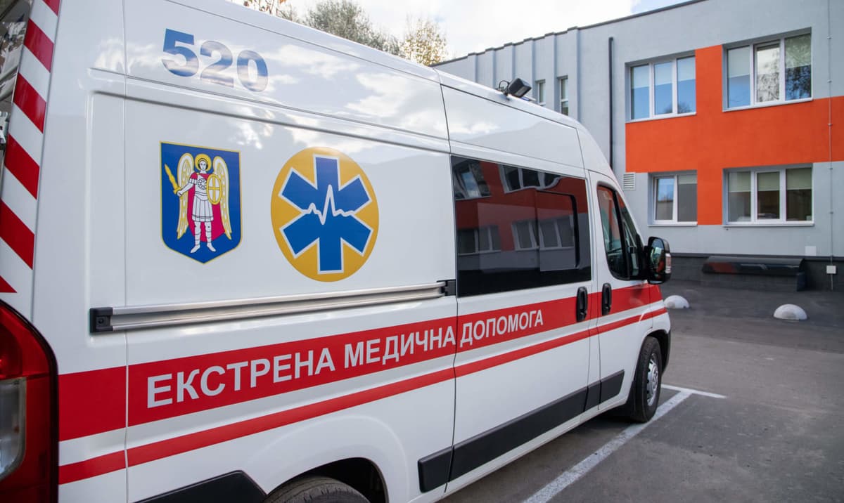 "Швидка" у Києві. Як вирішують, в яку лікарню везти пацієнта