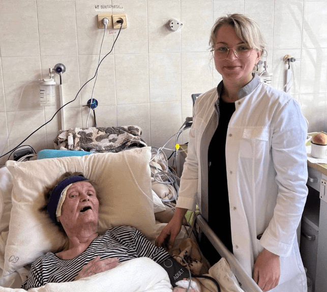 101-річну львів'янку врятували від інсульту / Фото Університетської лікарні