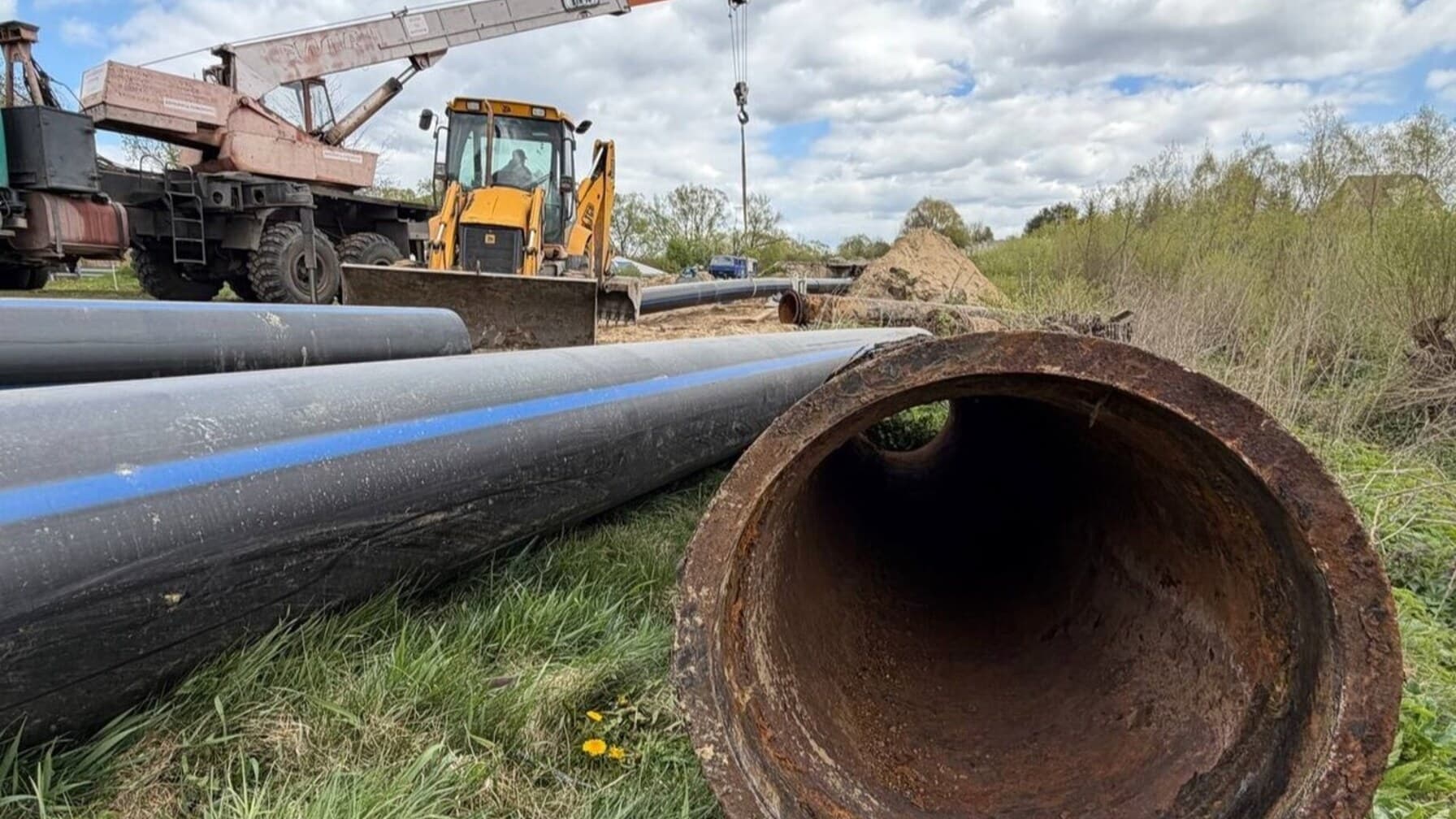Львівводоканал проводить заміну магістрального водогону в с. Домажир / фото ЛМР