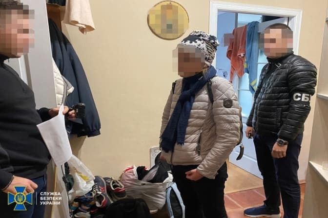 У Києві викладачка поширювала пропаганду і виправдовувала агресію росії