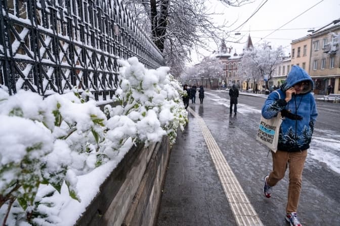 Львів’ян попереджають про густий туман та ожеледицю завтра
