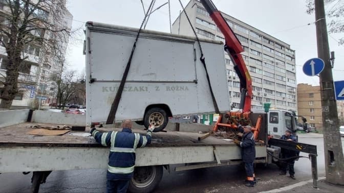 В Києві прибрали ще 10 незаконних МАФів