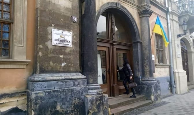 Одну з львівських бібліотек зроблять доступною в межах програми співфінансування