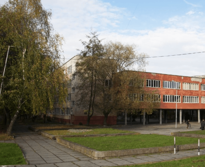 Середня загальноосвітня школа №84 імені Блаженної Йосафати Гордашевської/ Фото: Центр міської історії