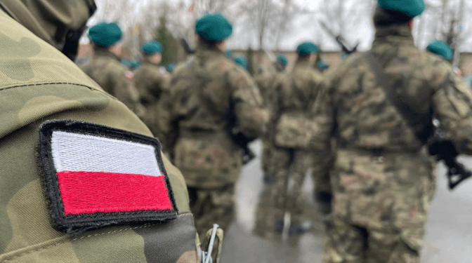 У Польщі все більше людей підтримують відправку своїх військ в Україну