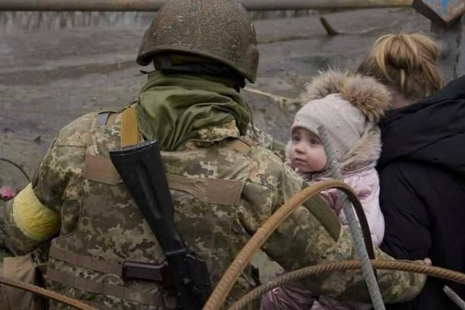 Наша війна — не тільки наша. Це рольова модель і попередження