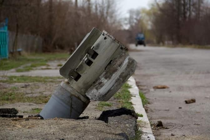 Росія продовжує обстрілювати Харківщину, тривають бої на Донбасі, – Генштаб
