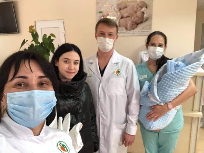 Дружина загиблого на війні десантника Івана Горошка народила сина