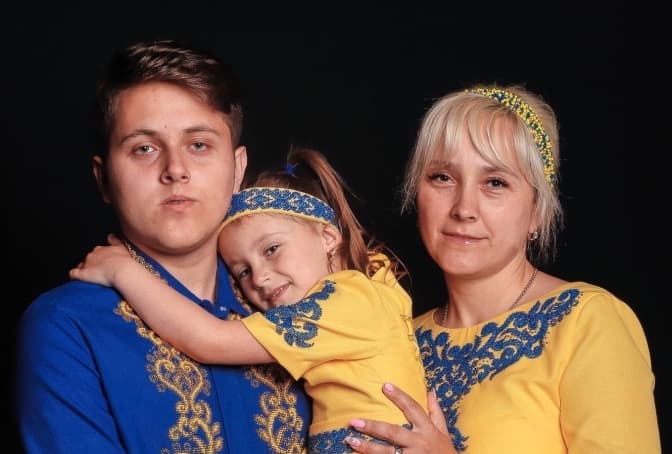 Мій татко не повернувся з війни. У Львові започаткували проєкт про дітей полеглих захисників