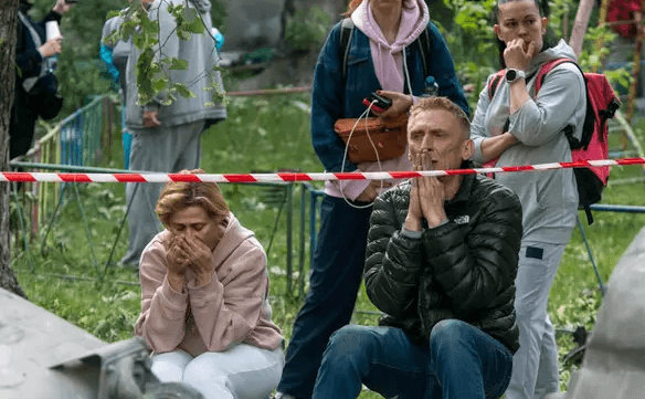 Студент, якого батьки чекали під завалами, загинув. Ким він був