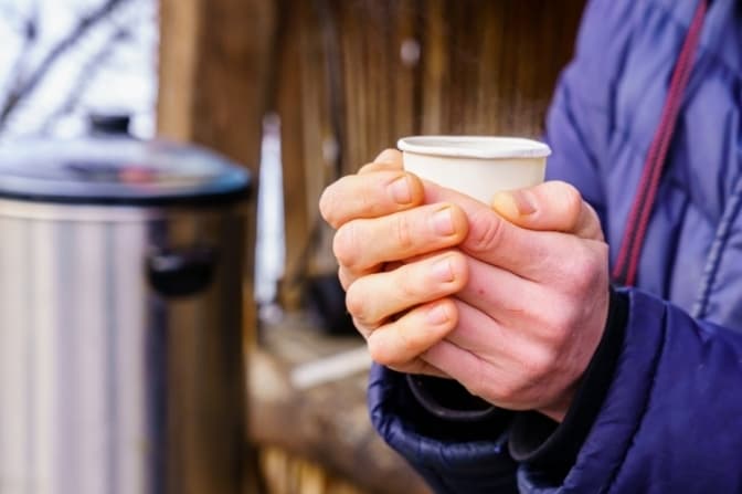 На Львівщині чоловік потрапив у реанімацію через переохолодження