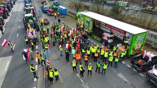 У Варшаві розпочався великий протест фермерів. Що відомо