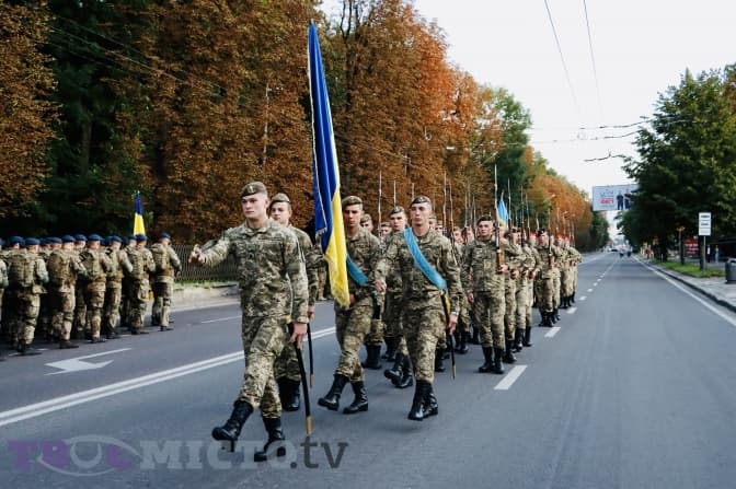У Львові оголосили терміновий збір провізії для армії. Що і куди приносити