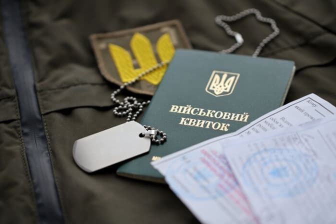 Яка галузь забронювала найбільше чоловіків