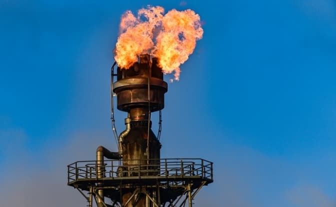 Росія припиняє постачання газу до Польщі