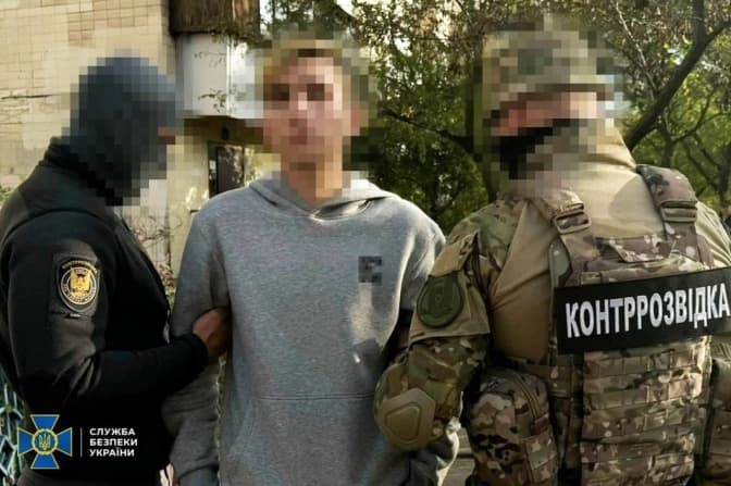 СБУ затримала двох киян, яких підозрюють у роботі на російську воєнну розвідку