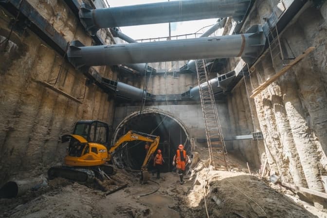 Будівництво метро на Виноградар відновлять восени, — Кандибор