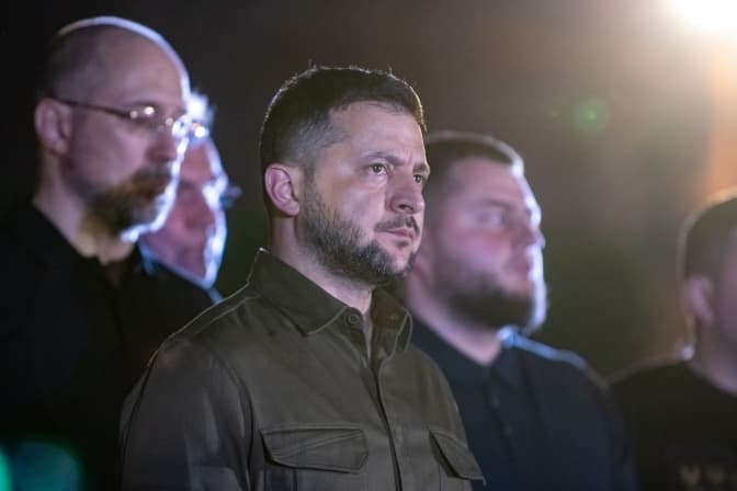 До Львова прибув президент Володимир Зеленський із командирами «Азову». Фото