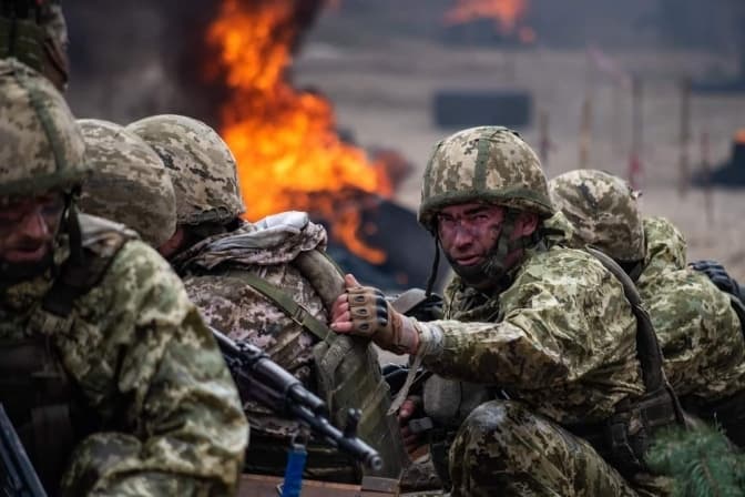 На яких напрямках наступають українські бійці