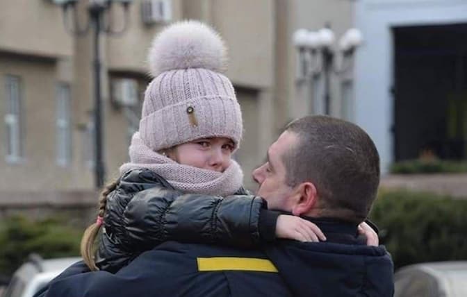 Під Маріуполем бойовики ДНР захопили колону евакуаційних автобусів, – Верещук