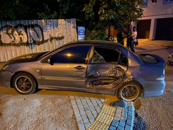 У Львові сталася ДТП. Один із водіїв травмований