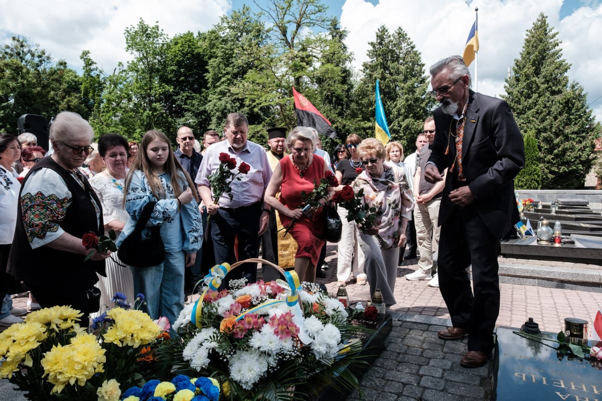 У Львові вшанували пам’ять дисидентки та поетеси Ірини Сеник: сьогодні їй виповнилося б 100 років