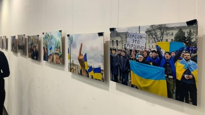 У Львові відбудеться виставка фотографа, який фіксував акції спротиву у Херсоні