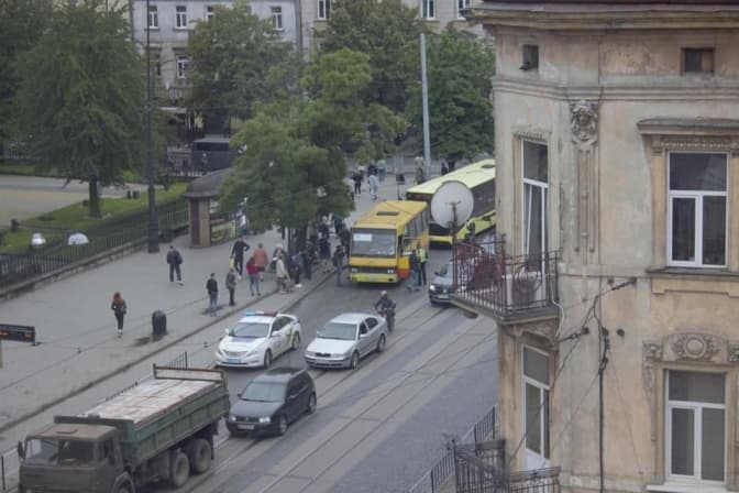 Поліція у Львові почала посилено перевіряти транспорт на дотримання карантину