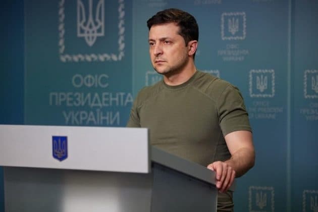 «Ця ніч буде дуже важкою. Доля України вирішується саме зараз», – президент Зеленський