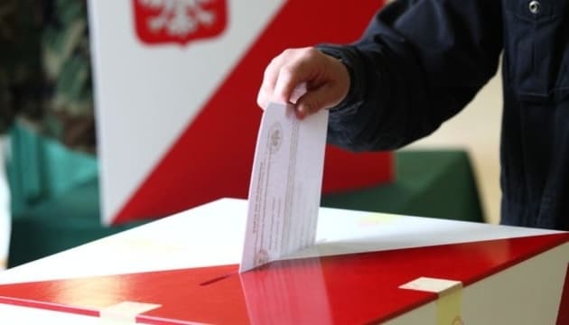 У Польщі фіксують високу явку на парламентських виборах