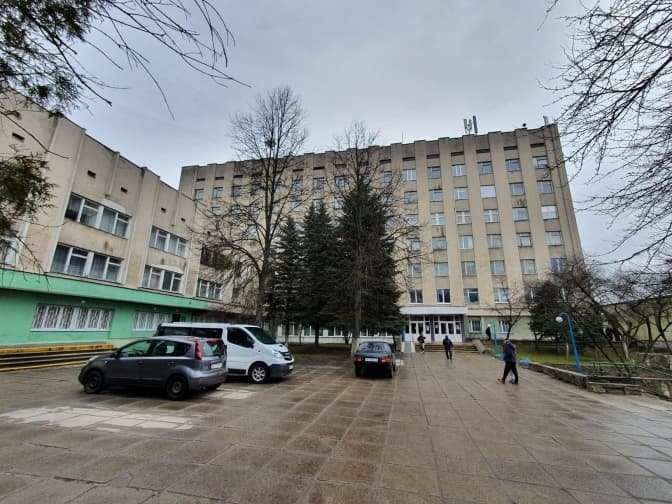 Тимчасовий госпіталь, який розгорнули на Мазепи, наразі не повертатимуть під поліклініку