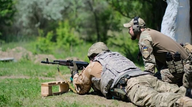 Львівські десантники знищили склад з ворожими боєприпасами