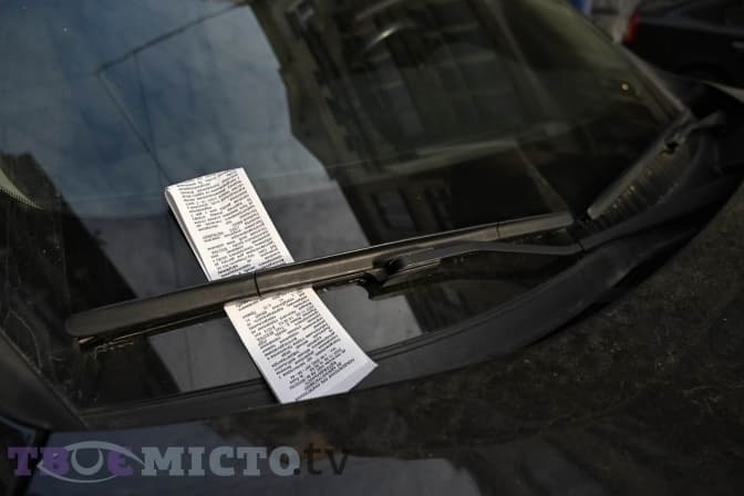 За тиждень у Львові оштрафували чотири тисячі водіїв за неправильну стоянку авто