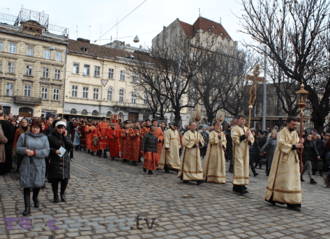 Львовом пройшла багатотисячна Хресна хода. Фото