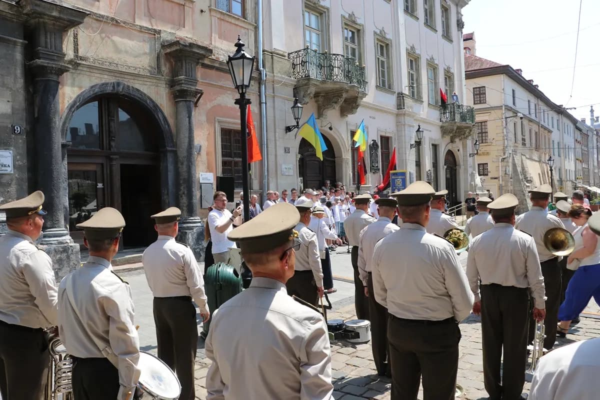 У Львові відзначили 85-ту річницю проголошення Акту відновлення Української Держави / фото: ЛОВА
