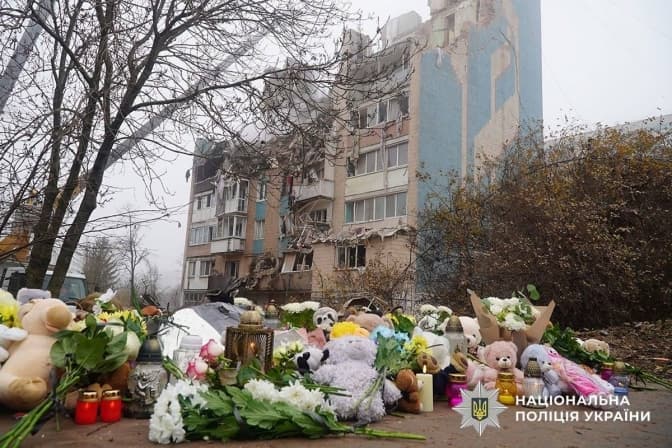 У Тернополі виявили тіла ще трьох загиблих під завалами зруйнованого будинку: серед них двоє дітей