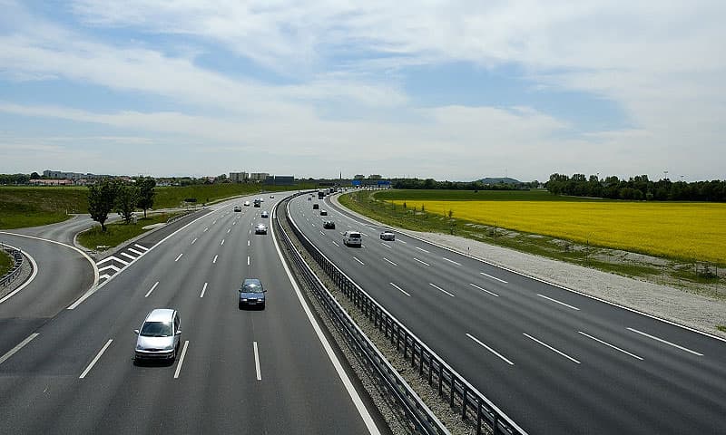 Фото умовне