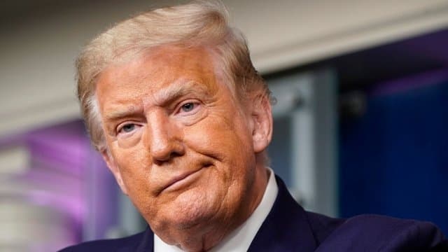Трамп заявив про «невеликий прогрес» у припиненні війни в Україні