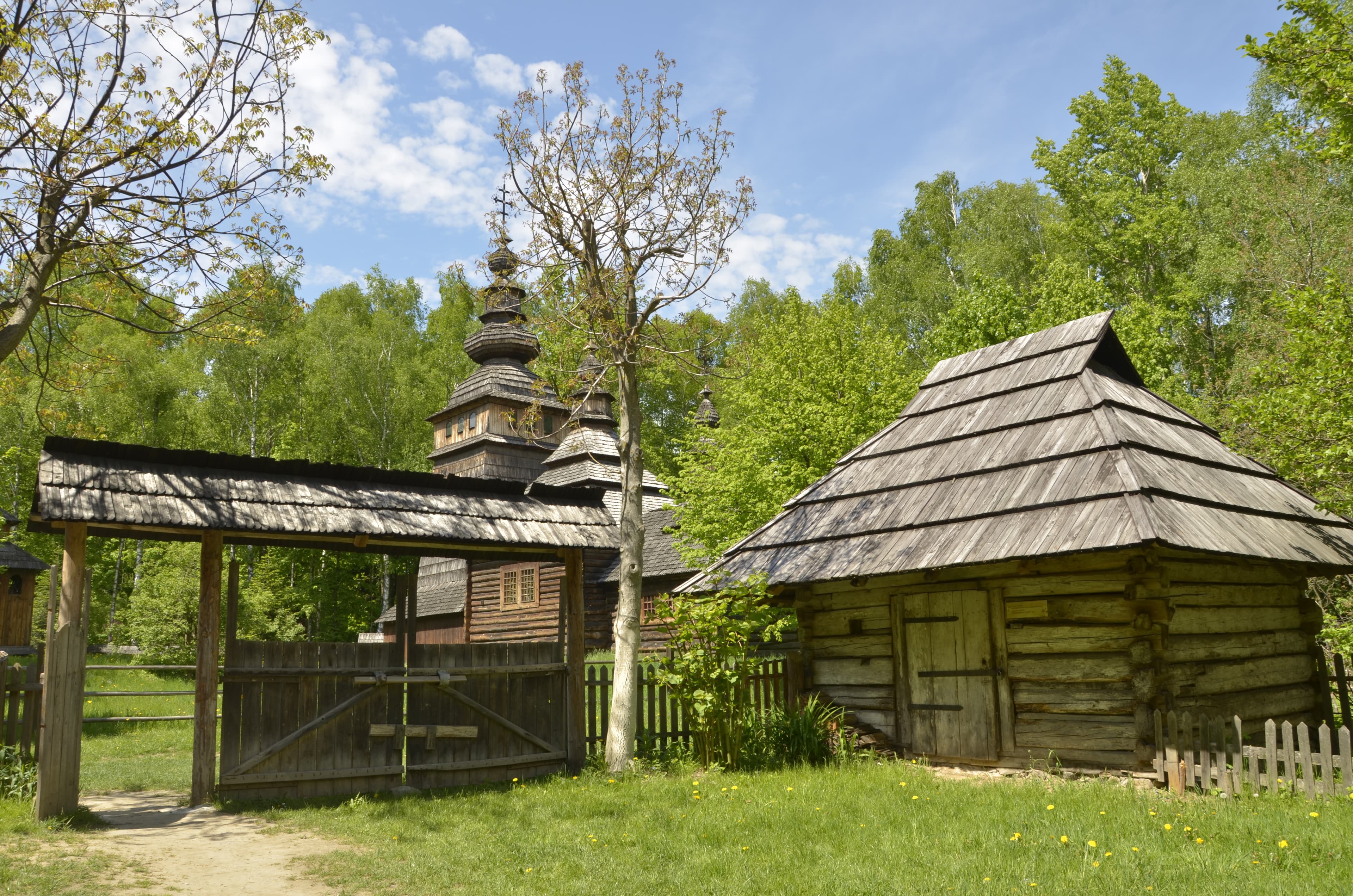 Хата зі с. Люта Ужгородського р-ну (1944 р.) / фото: Шевченківський гай