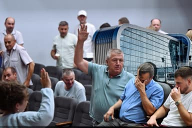 «Назвіть хоча б 5 переваг»: що показали слухання щодо масштабної забудови біля аеропорту «Львів»