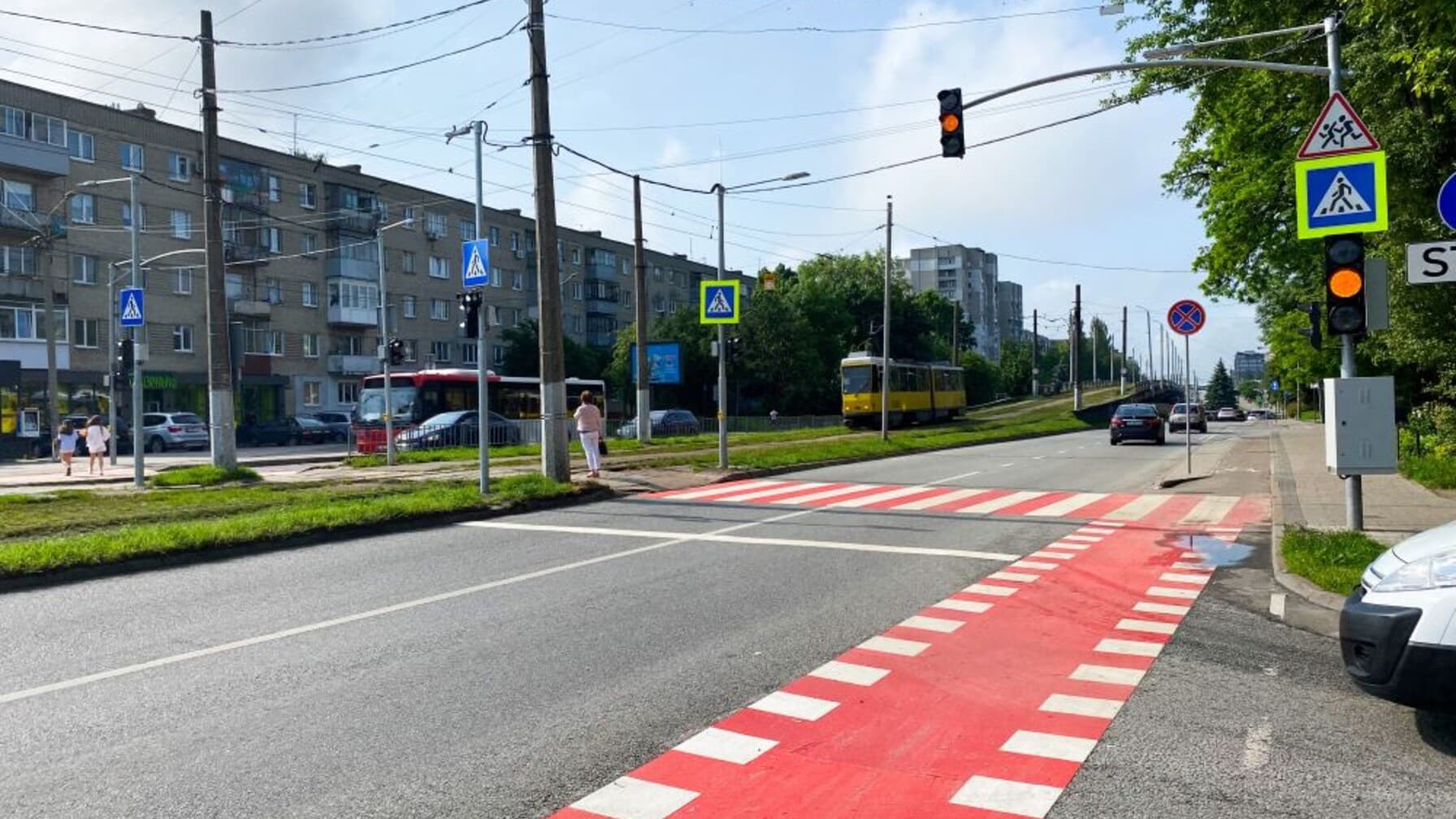 Світлофор на одній з вулиць Львова / фото: ЛМР
