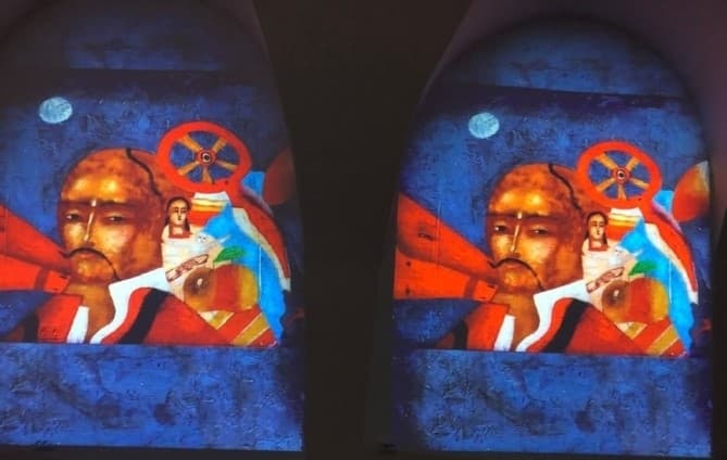Львів’ян запрошують на виставку картин, що «оживають». Фото