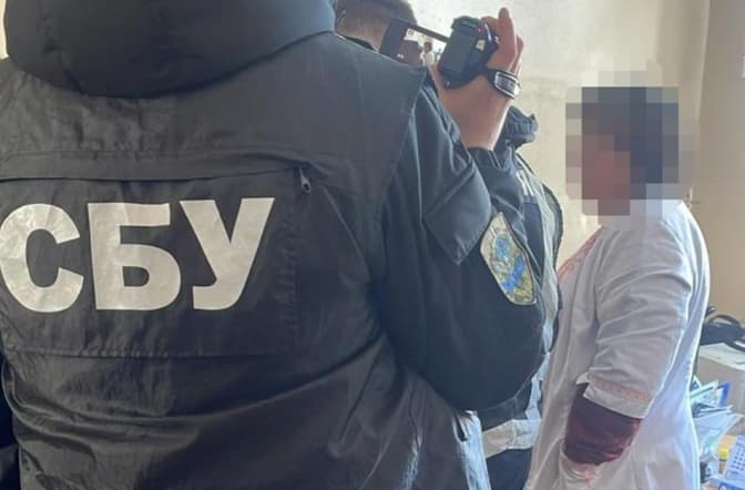 На Львівщині викрили схему лікарів, що перевозили ухилянтів за кордон