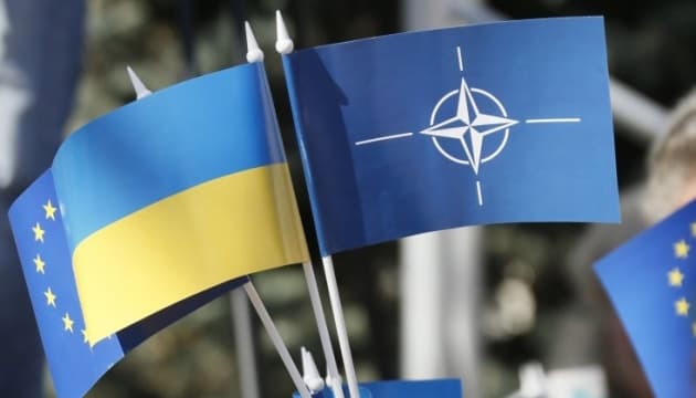 Україна може і повинна стати 33 членом НАТО, – Зеленський