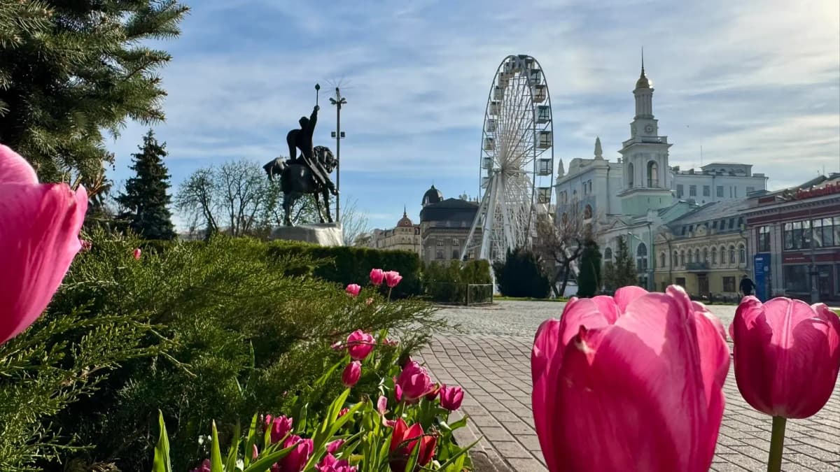 Потепління та короткочасні дощі: якою буде погода у Києві та області на вихідних