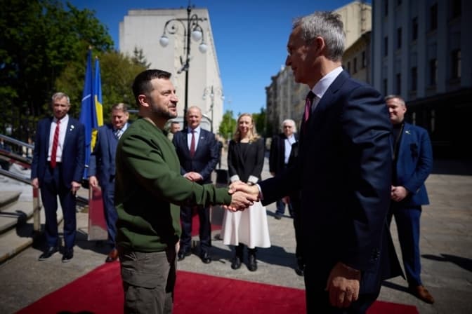 Зеленський повідомив, коли Україну візьмуть в НАТО