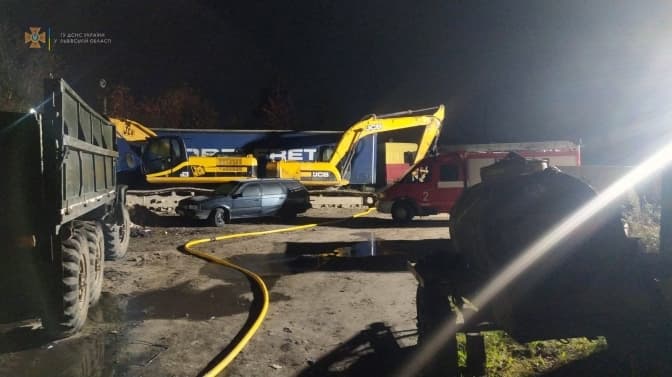 У Львові оголосили надзвичайну ситуацію місцевого рівня. Троє людей загинули в пожежі у вагончику